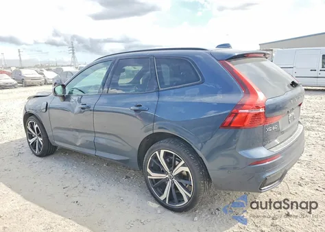 2022 Volvo Xc60 T8 Recharge R-Design из США, поврежденный, VIN YV4H60DM2N1046975
